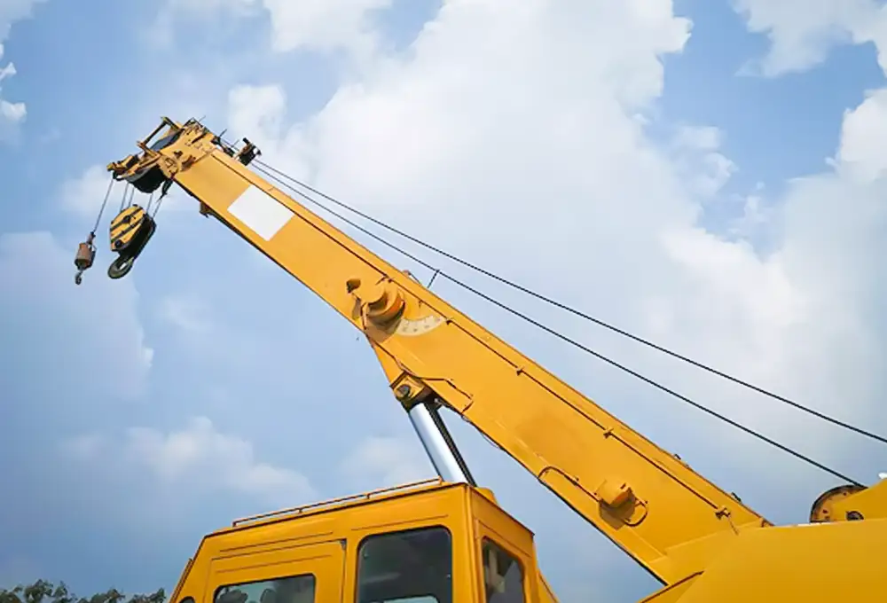 Tips Hemat Biaya Sewa Crane untuk Proyek Jangka Panjang