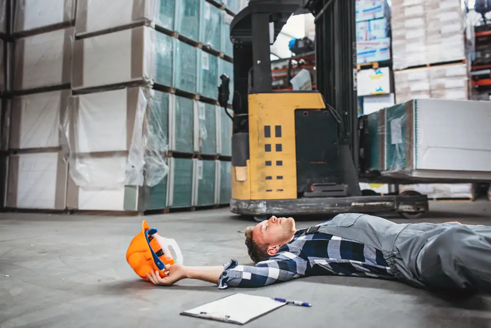 Tips Menghindari Kecelakaan saat Menggunakan Crane. Panduan Lengkap untuk Proyek yang Aman